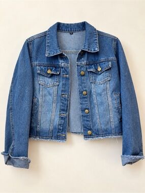 Unbranded Medium Wash Cropped Denim Jacket Raw Hem Size M